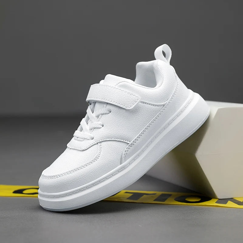 CASEY - Sneaker Barn & Junior